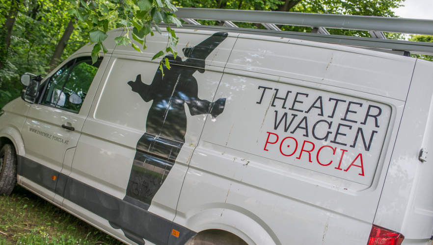 Theaterwagen Porcia in Wien „Der Zerrissene“ von Johann Nestroy.